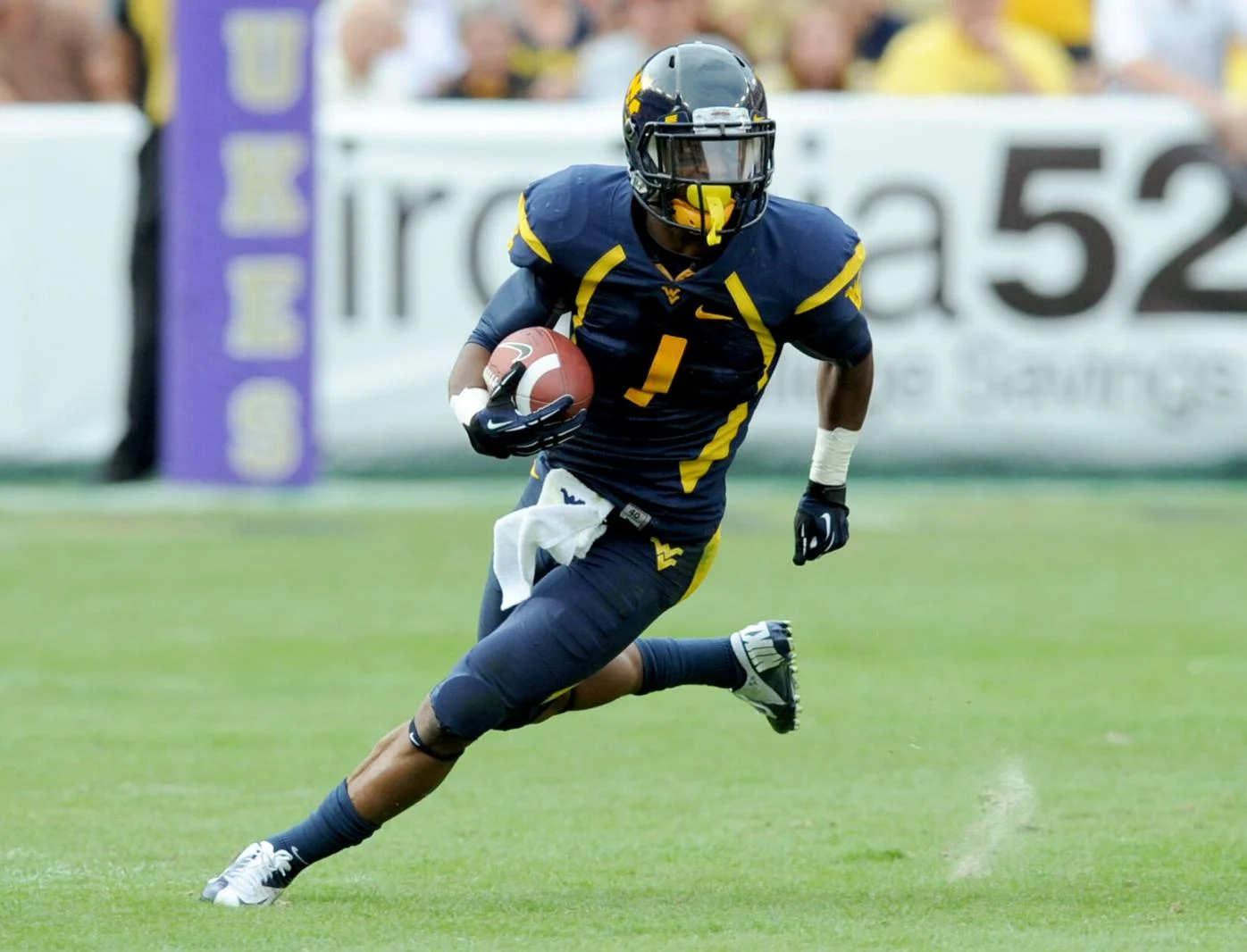 A picture of former WVU football player Tavon Austin